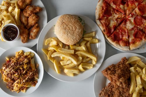 Macaris Just Eat 2025