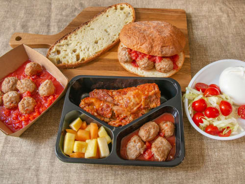 Foto dal menu del ristorante Med Market