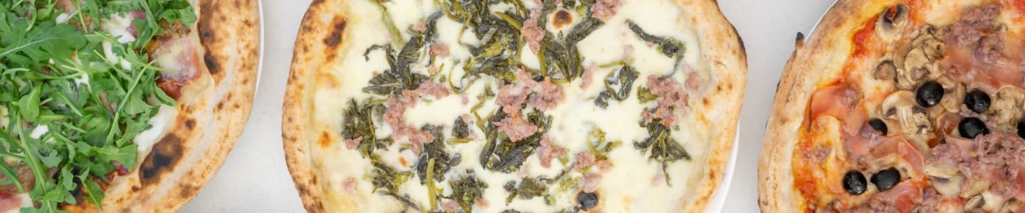 Cuore Di Pizza Marino Ordina Online A Domicilio Just Eat A cooked pizza served at a. cuore di pizza marino ordina online