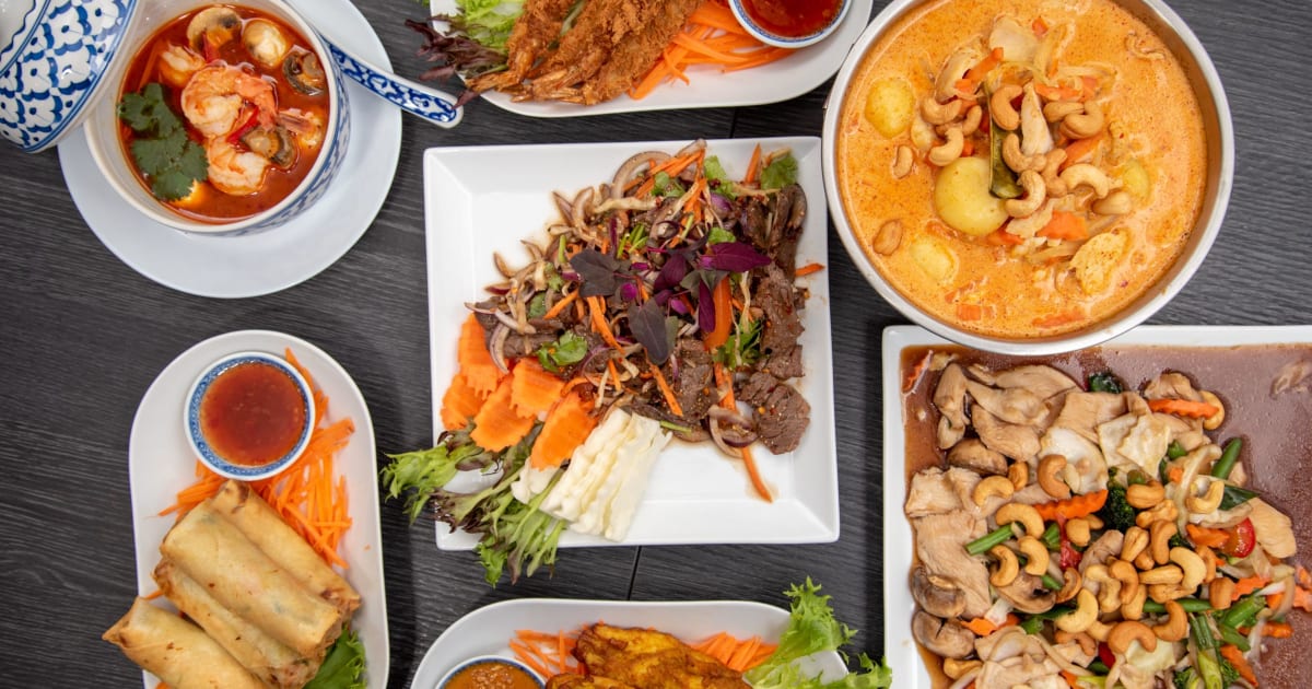 Red Torch Ginger Sandyford Thai Restaurant restaurant menu in Dublin