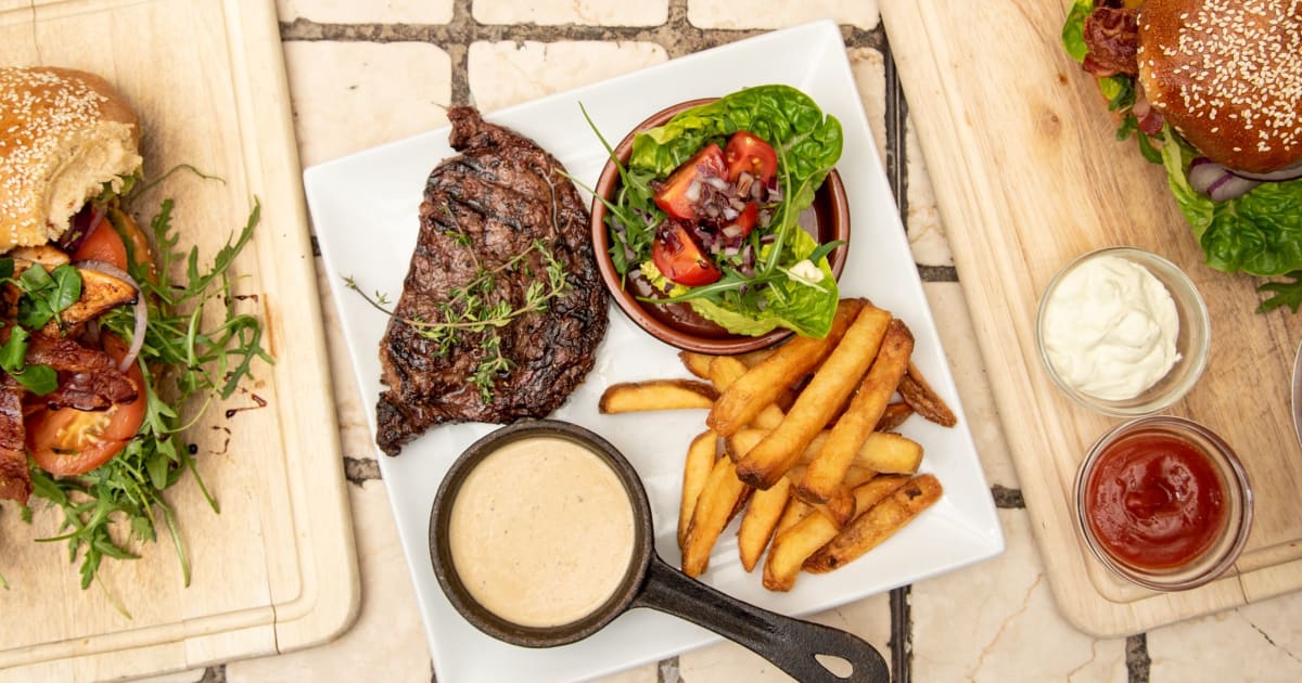The Court House Diner Restaurant Menu In Caerphilly - Order From Just Eat