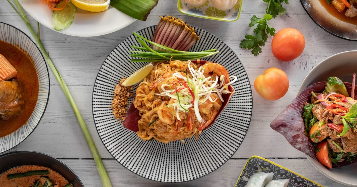 Kings Lynn Hot Pot Takeaway restaurant menu in King's Lynn Order from