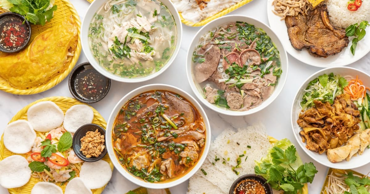 Just new arrivals eat pho