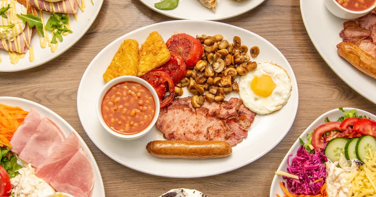 Cosy Cafe & Creams restaurant menu in Benfleet Order from Just Eat