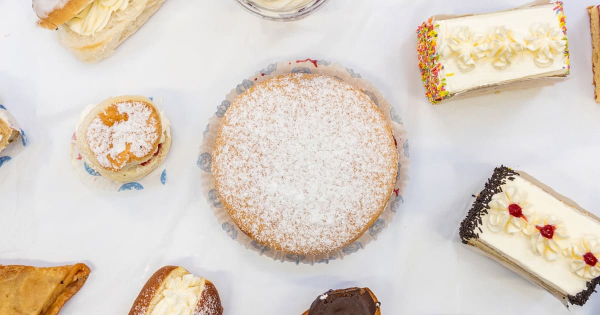 White bakery hot sale just eat