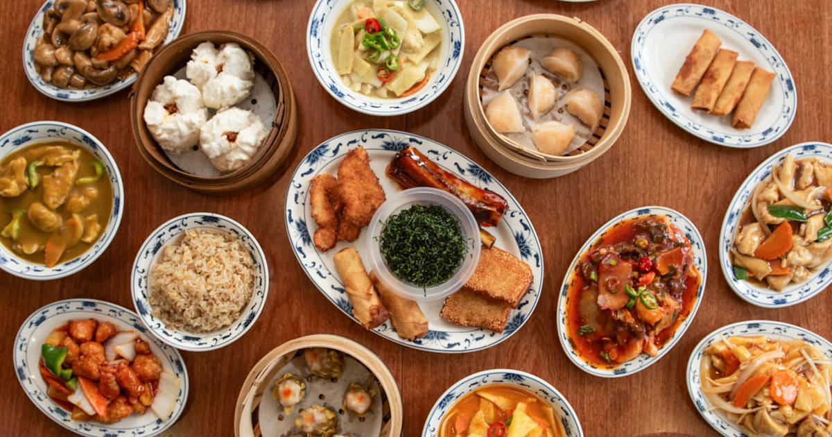 Dragon palace shop just eat