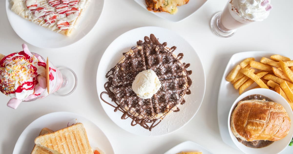 Scoops of Balloch restaurant menu in Alexandria Order from Just Eat