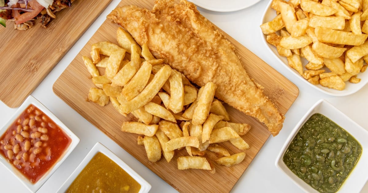 Sea Queen Fisheries Restaurant Menu In Mansfield Woodhouse Order From Just Eat