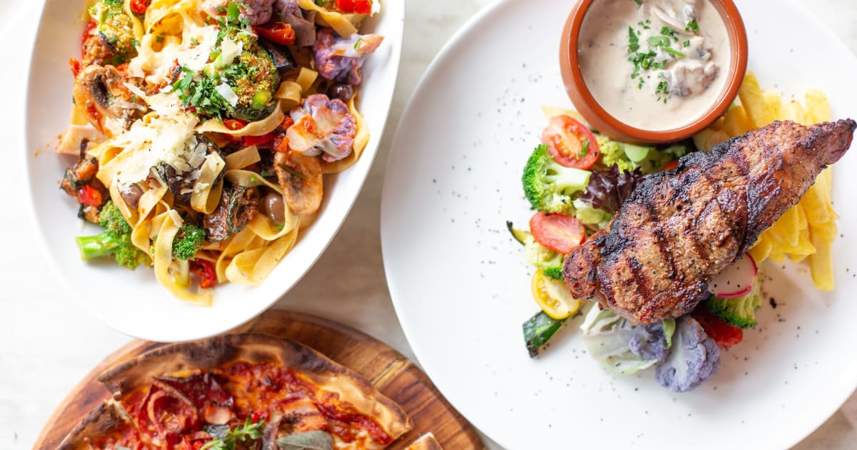 Luciano s Pizza Noodle Bar in Leeds Order from Just Eat
