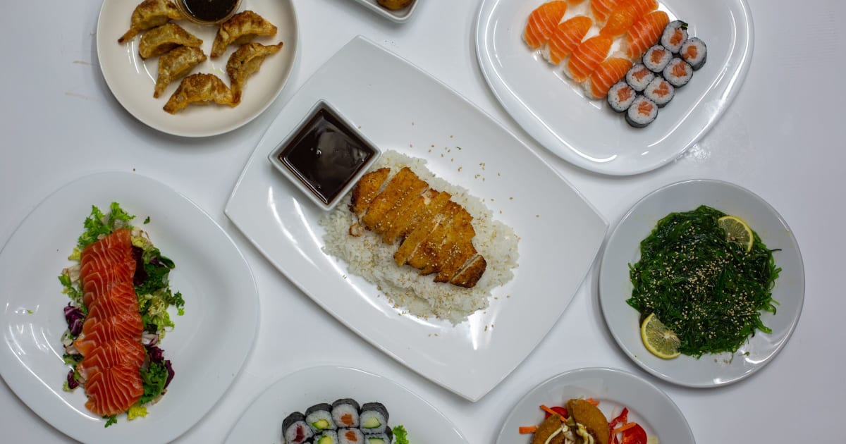 Golden Sushi & Thai restaurant menu in London - Order from Just Eat