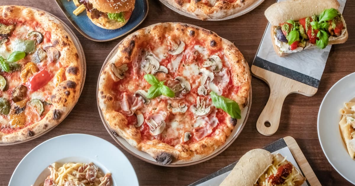 Boleros Pizzeria Cafe restaurant menu in Windsor Order from Just Eat