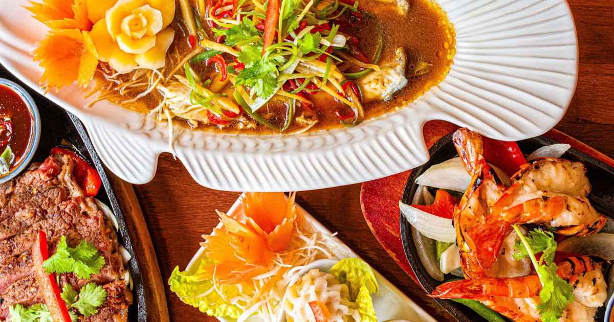 Just eat hot sale thai food