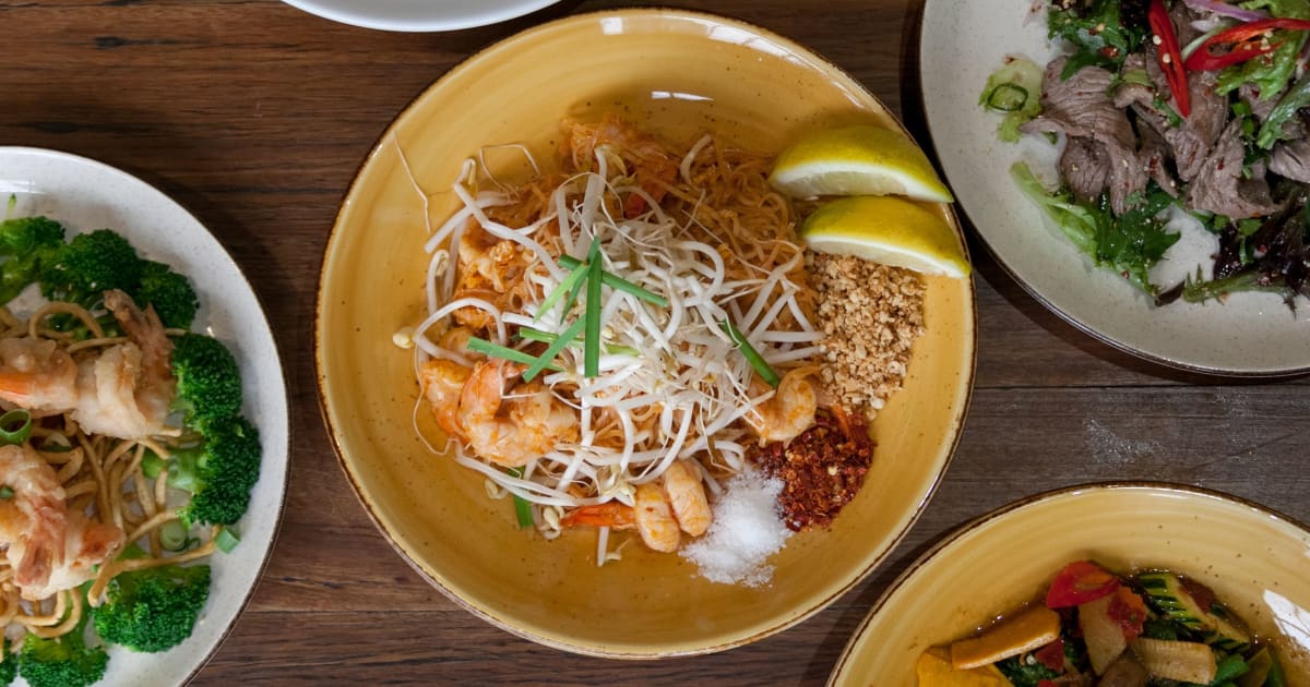 Just eat thai food 2025
