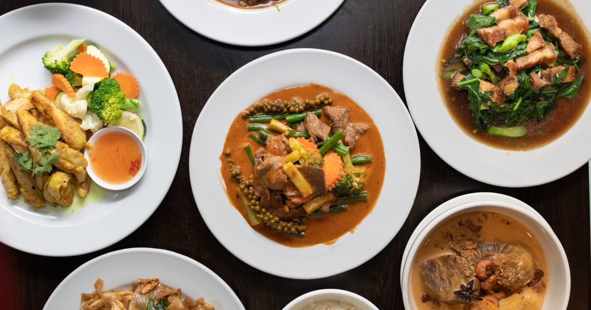 Just eat thai food hot sale
