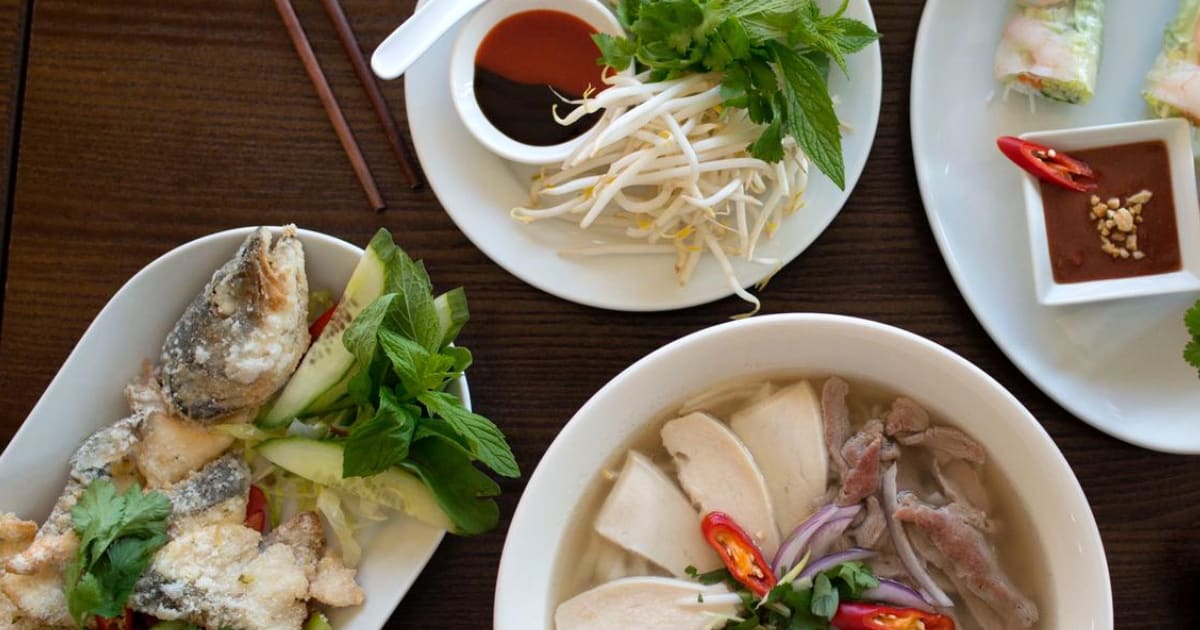 Just eat sale pho