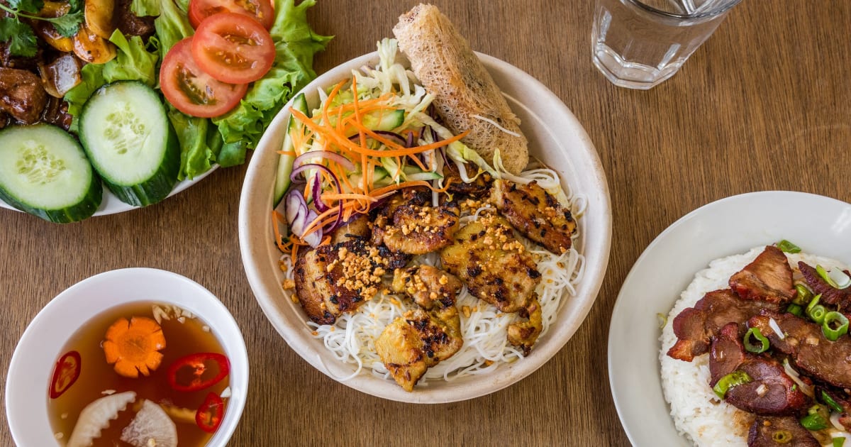 Just eat pho sale