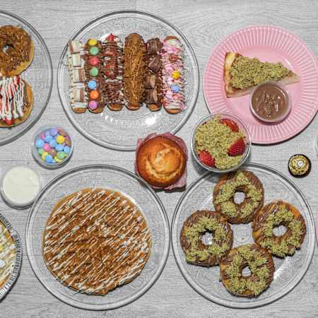 Just eat little dessert shop discount