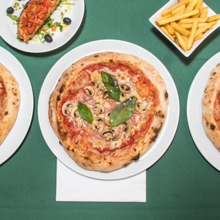 Vittorio's pizza top