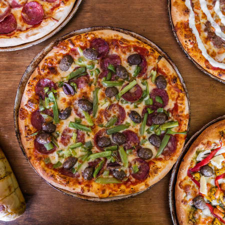 Just eat manor pizza 2025