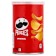 Patatas fritas, encurtidos y frutos secos