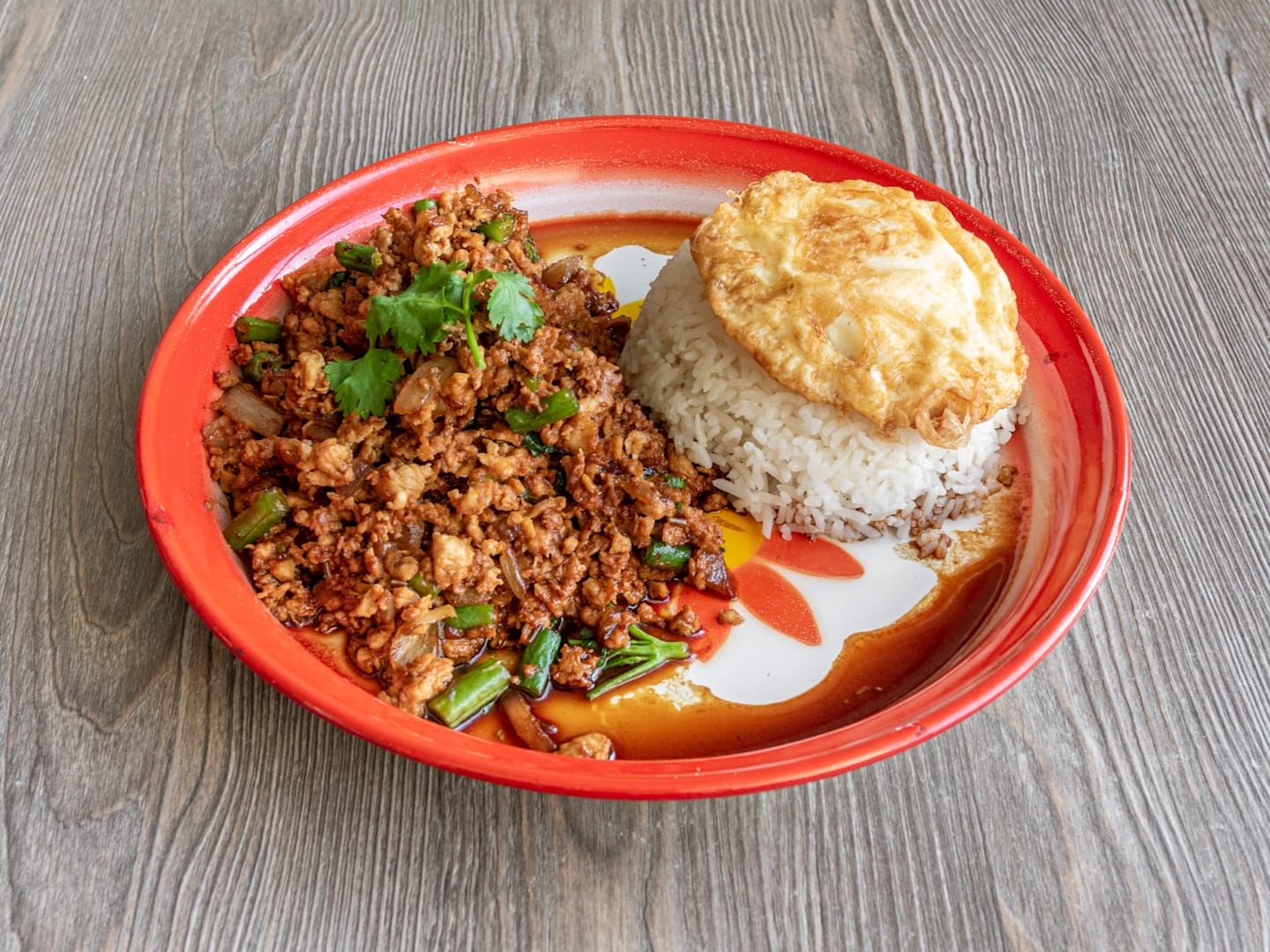 ST9. Very spicy stir fried minced chicken