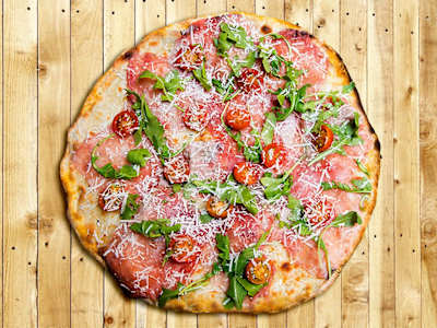 Pizza Carpaccio de Buey