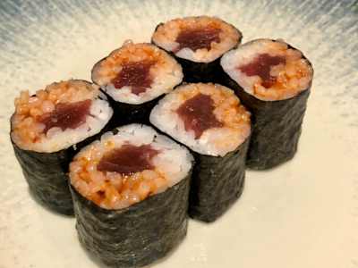 Piri Kara Maguro Maki, 6 Unidades