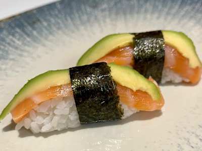 Salmón y Aguacate, 2 Unidades