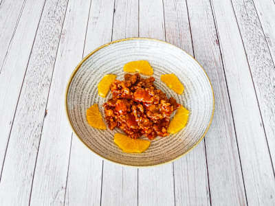 Tiras de Ternera crujiente con Salsa de Naranja