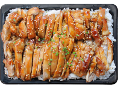 135. Gohan con Pollo Teppanyaki