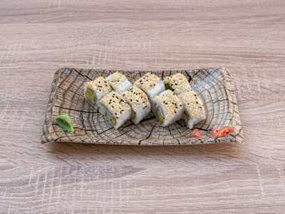 Cangrejo, Pepino y Aguacate Roll