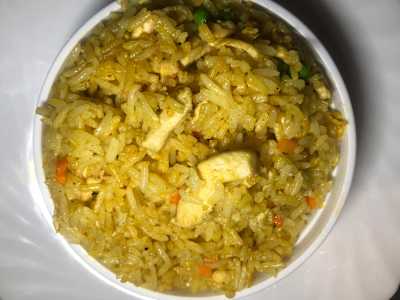 Arroz Frito con Pollo y Curry