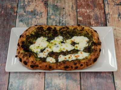 Pan de Pesto con Mozzarella