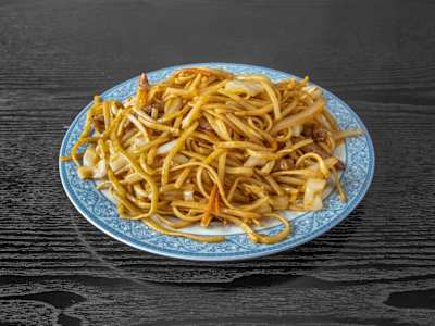 Tallarines Fritos con Ternera