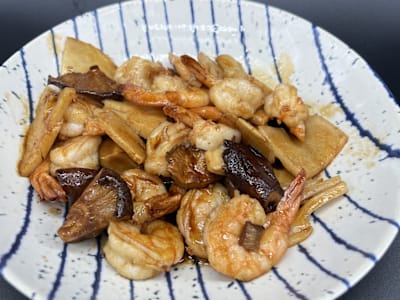 Gambas con Bambú y Setas