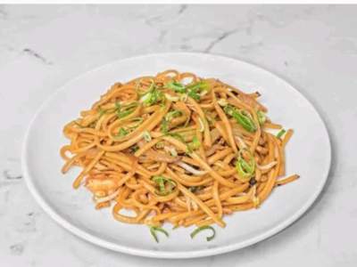 Tallarines fritos 3 delicias