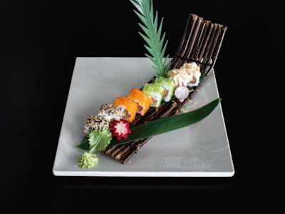 California Maki Roll (Tobiko, Sésamo)