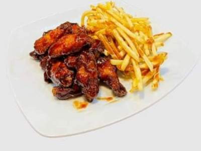 Alitas con patatas fritas, 6 Unidades