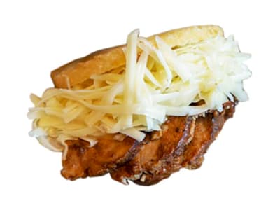 Arepa con Plátano y Queso