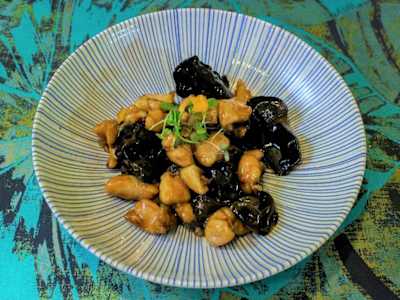 Pollo con Setas Chinas Especiales