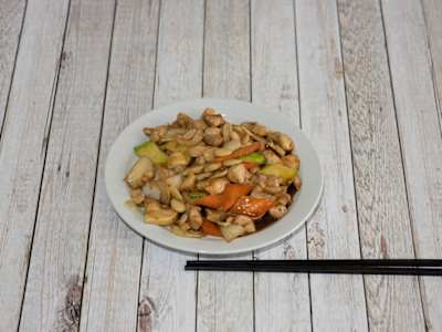 Pollo con Almendras