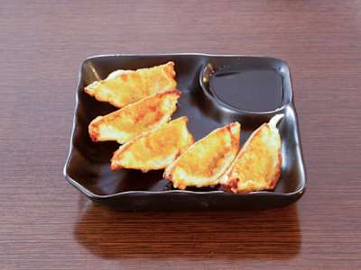 Gyoza con Pollo, 5 Unidades