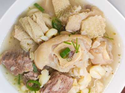 Patasca (caldo de mote)