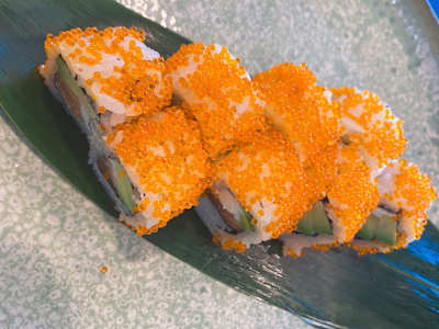 153:Tobiko roll salmon(8p)