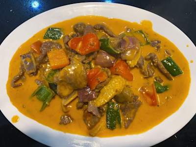 Ternera con curry rojo estilo Thai
