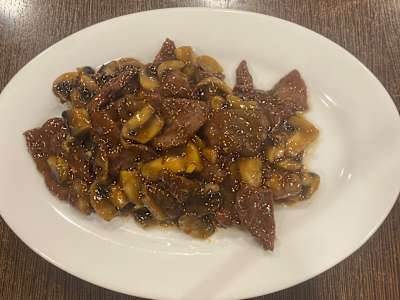 Ternera con champiñones
