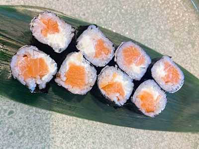 116: maki salmon con queso