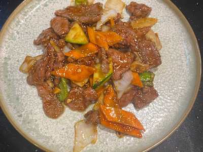 Ternera con salsa de ostras