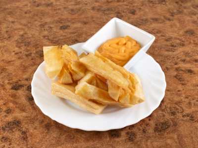 Yuca Frita Con Salsa De Queso