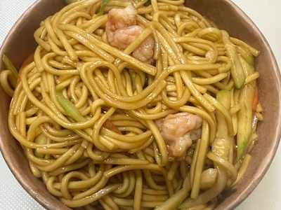 Yakisoba con Gambas